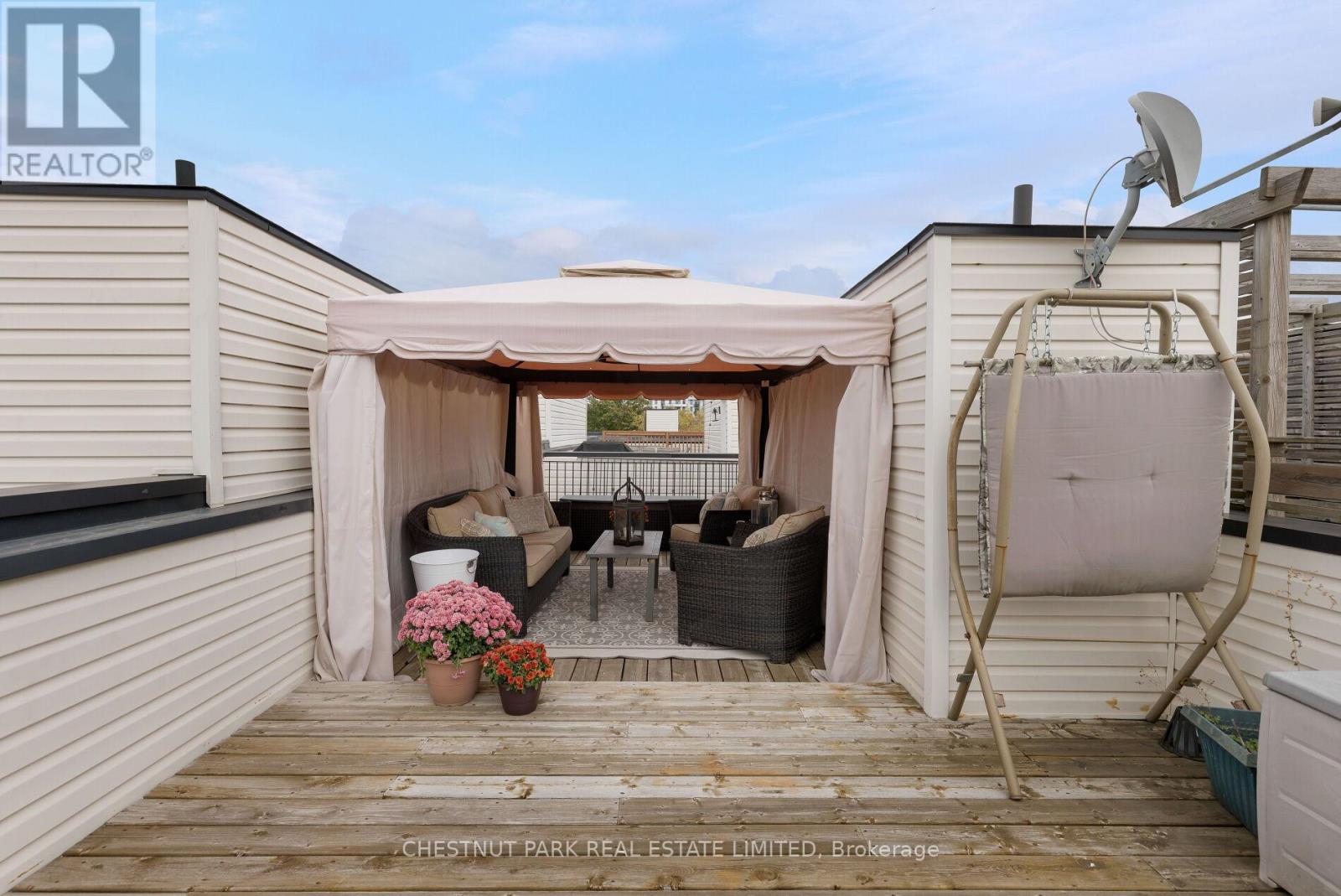 53 Connaught Avenue, Toronto, Ontario  M4L 2V8 - Photo 25 - E12466829