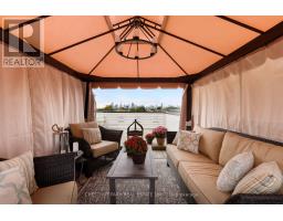 53 CONNAUGHT AVENUE, Toronto, Ontario