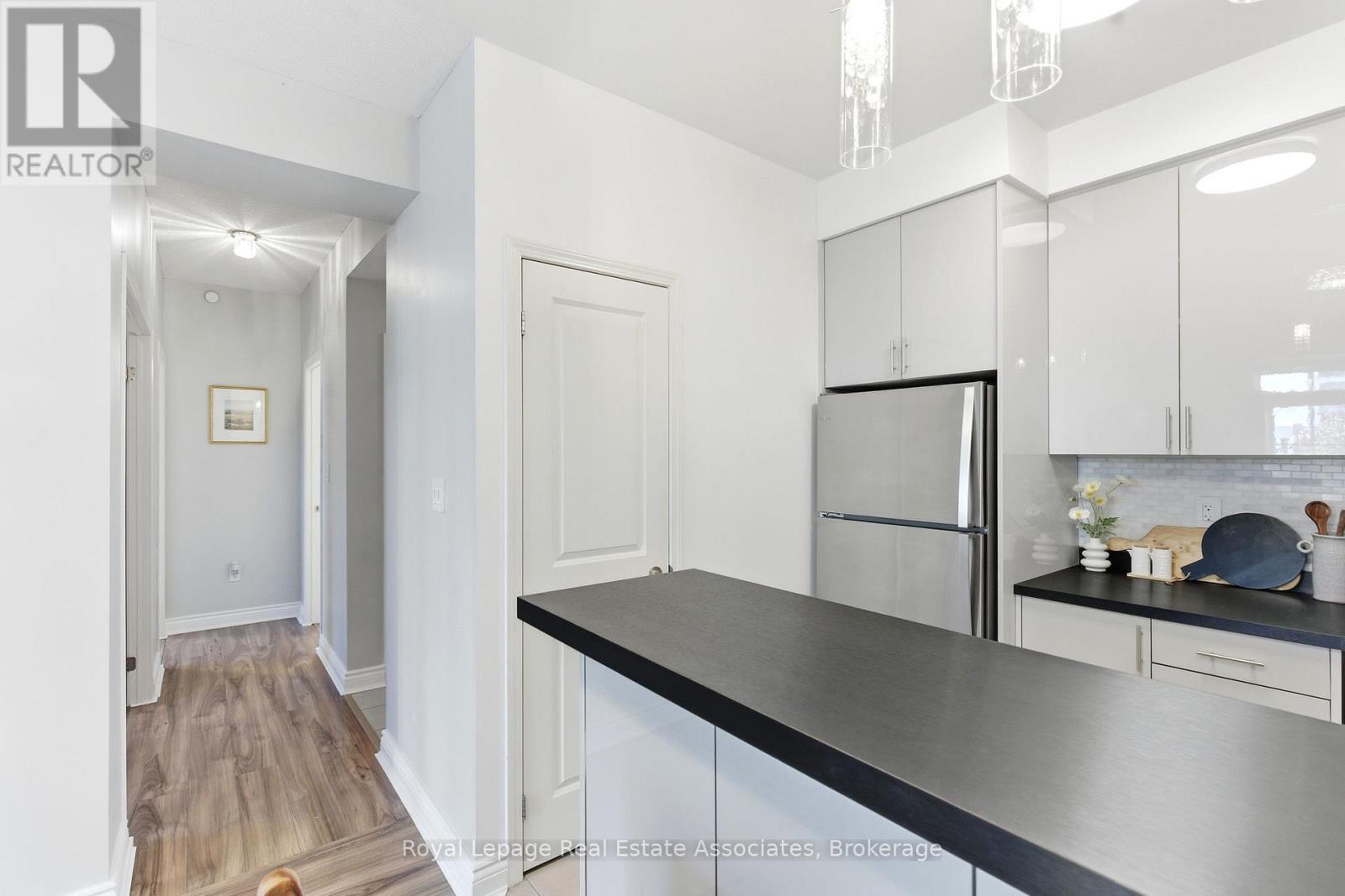 208 - 80 Aspen Springs Drive, Clarington, Ontario  L1C 0V4 - Photo 14 - E12466853