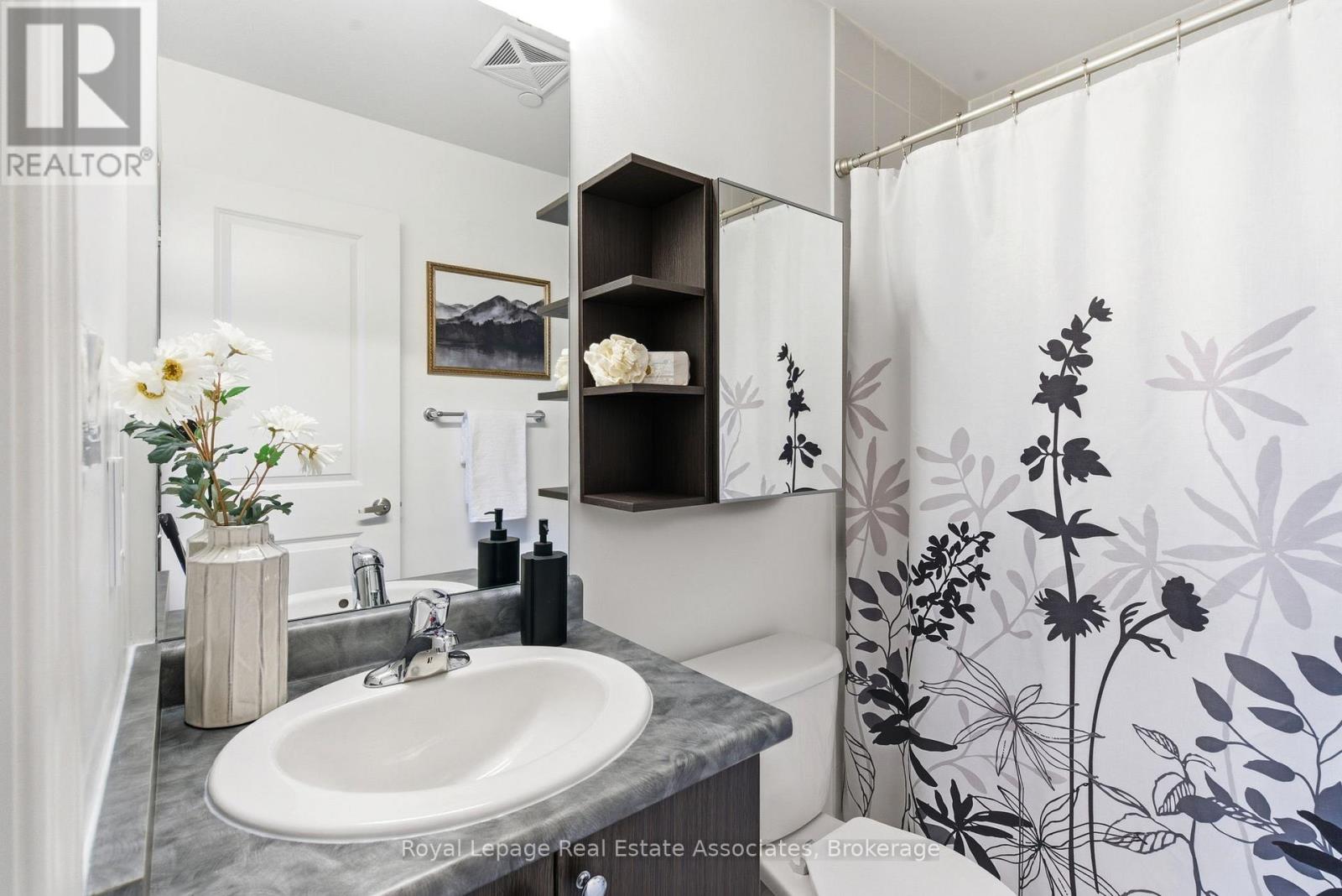 208 - 80 Aspen Springs Drive, Clarington, Ontario  L1C 0V4 - Photo 29 - E12466853