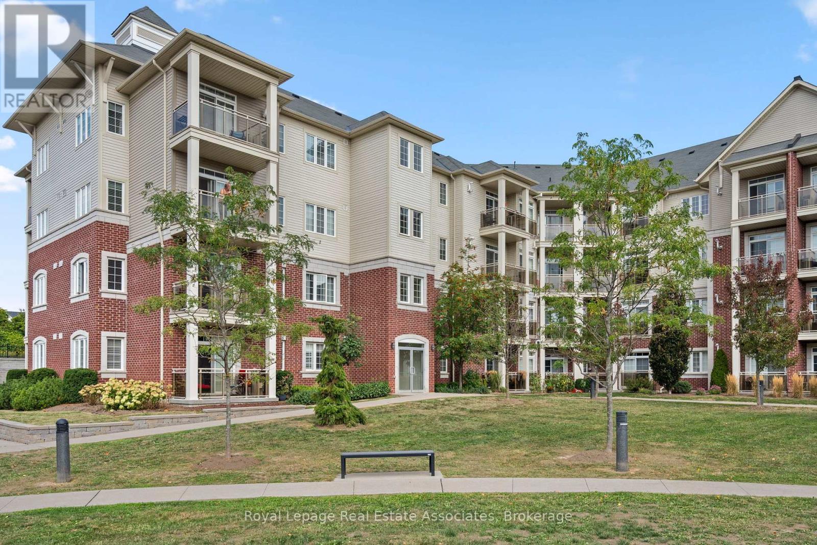 208 - 80 Aspen Springs Drive, Clarington, Ontario  L1C 0V4 - Photo 36 - E12466853