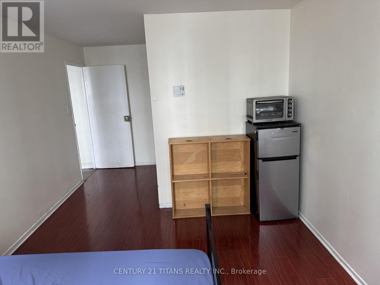 2075 - 100 Mornelle Court, Toronto, Ontario  M1E 4X2 - Photo 4 - E12466877