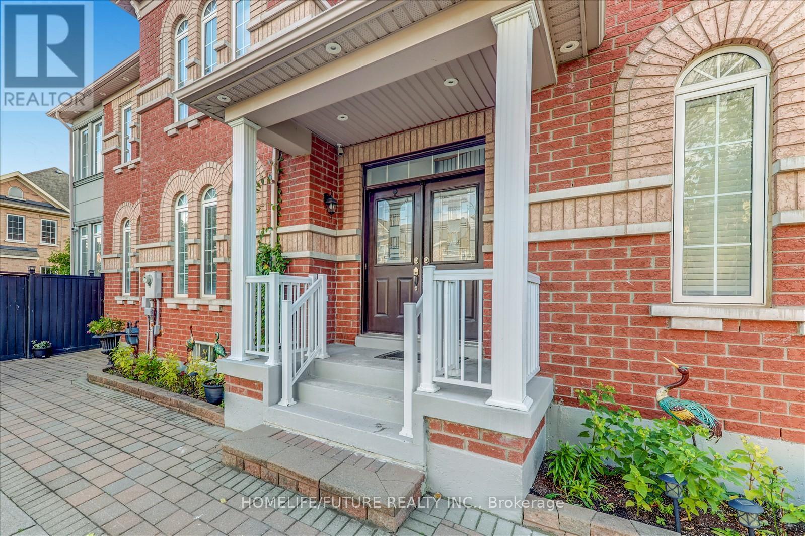 149 Stonechurch Crescent, Markham, Ontario  L6B 0L2 - Photo 6 - N12466862