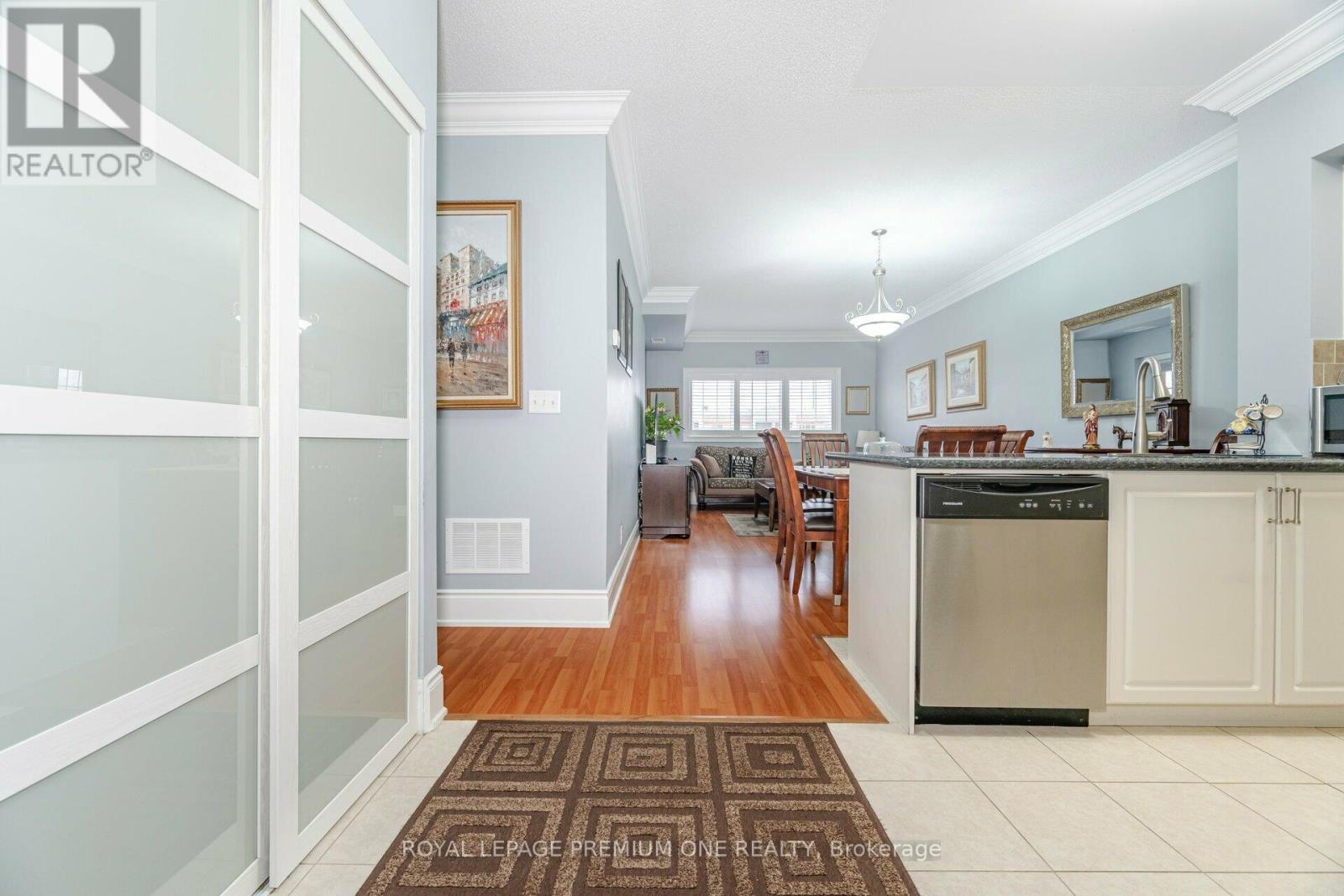 9451 Jane Street, Vaughan, Ontario  L6A 4J1 - Photo 10 - N12466873