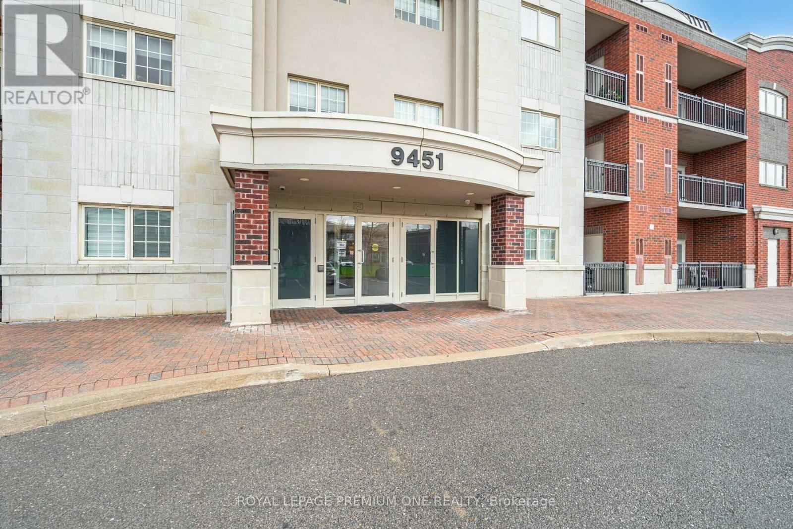 9451 Jane Street, Vaughan, Ontario  L6A 4J1 - Photo 3 - N12466873