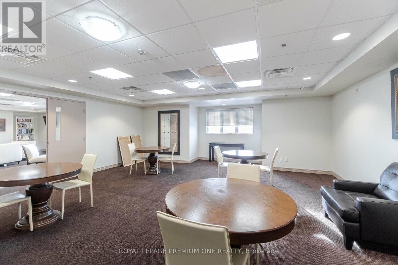 9451 Jane Street, Vaughan, Ontario  L6A 4J1 - Photo 34 - N12466873
