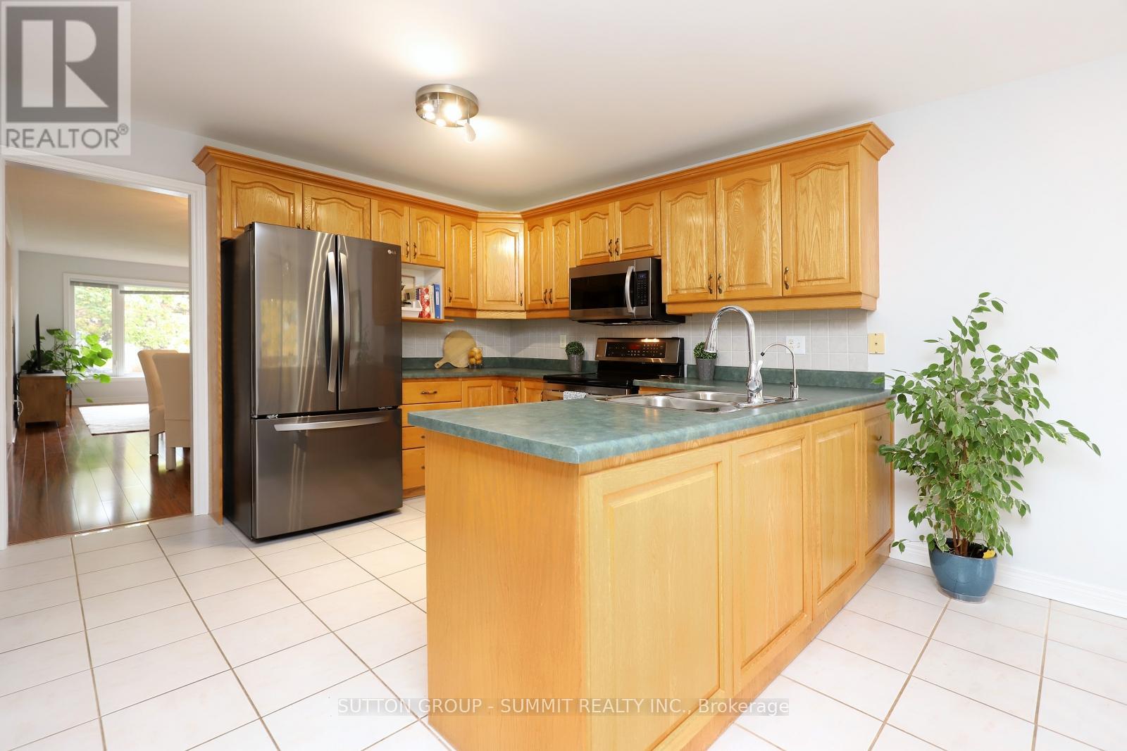 7 Brent Road, East Gwillimbury, Ontario  L9N 1R9 - Photo 12 - N12466882