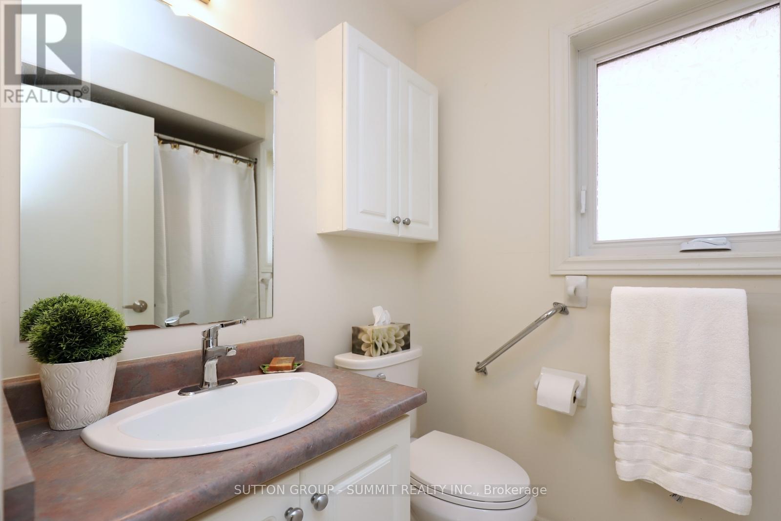 7 Brent Road, East Gwillimbury, Ontario  L9N 1R9 - Photo 18 - N12466882