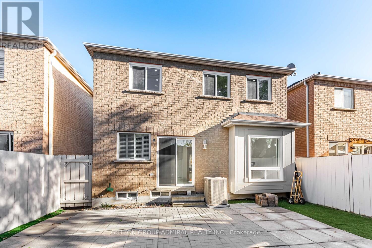 105 Prairie Dunes Place, Vaughan, Ontario  L4K 2E4 - Photo 34 - N12466886