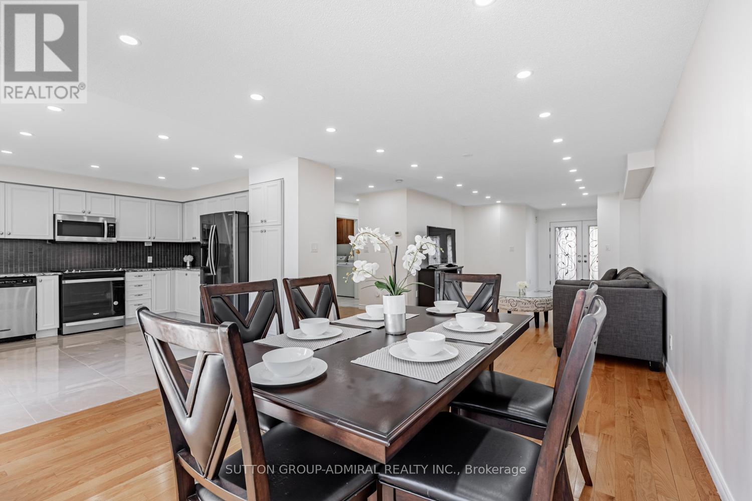 105 Prairie Dunes Place, Vaughan, Ontario  L4K 2E4 - Photo 8 - N12466886