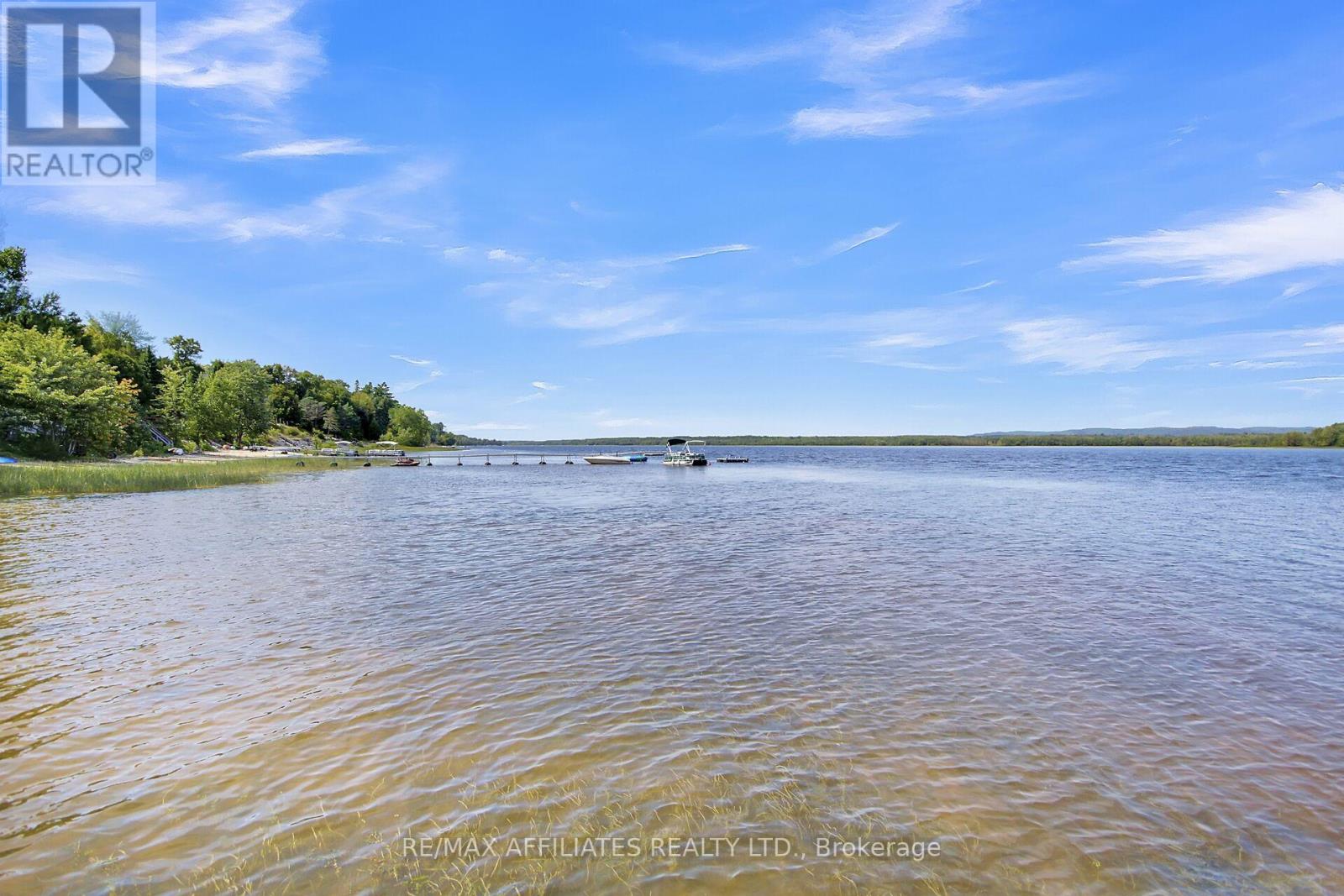 300 Riverwood Drive, Ottawa, Ontario  K0A 3M0 - Photo 2 - X12420289