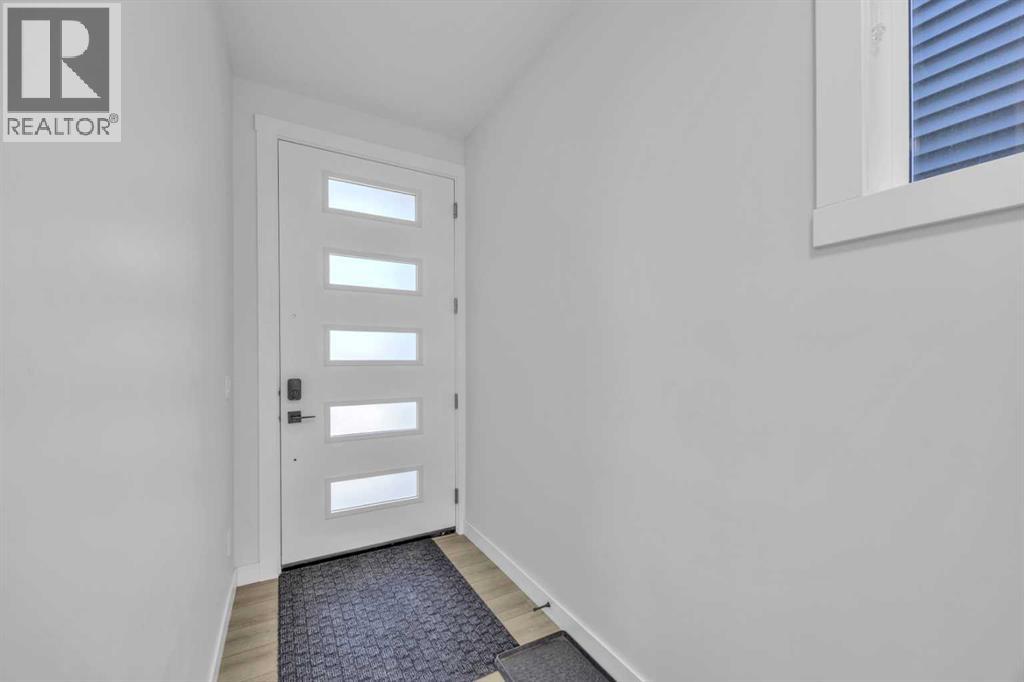 289 Corner Glen Way Ne, Calgary, Alberta  T3N 2P2 - Photo 9 - A2264776