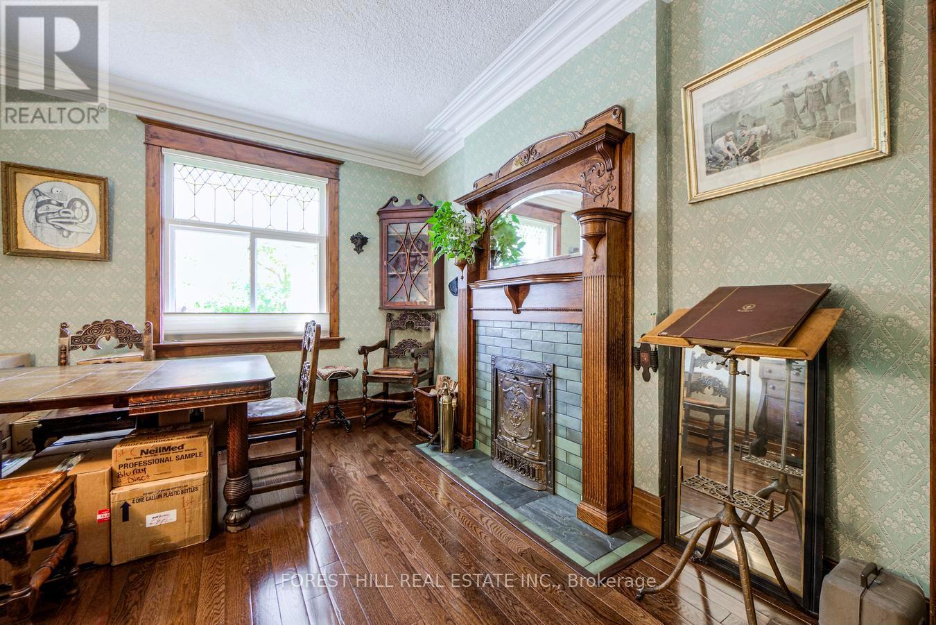 132 Hope Street, Toronto, Ontario  M6E 1K1 - Photo 10 - W12466778