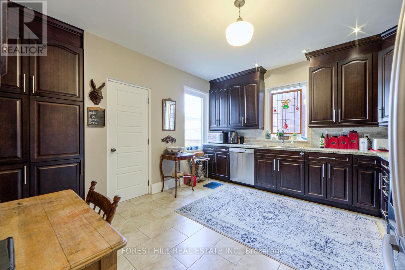 132 Hope Street, Toronto, Ontario  M6E 1K1 - Photo 16 - W12466778