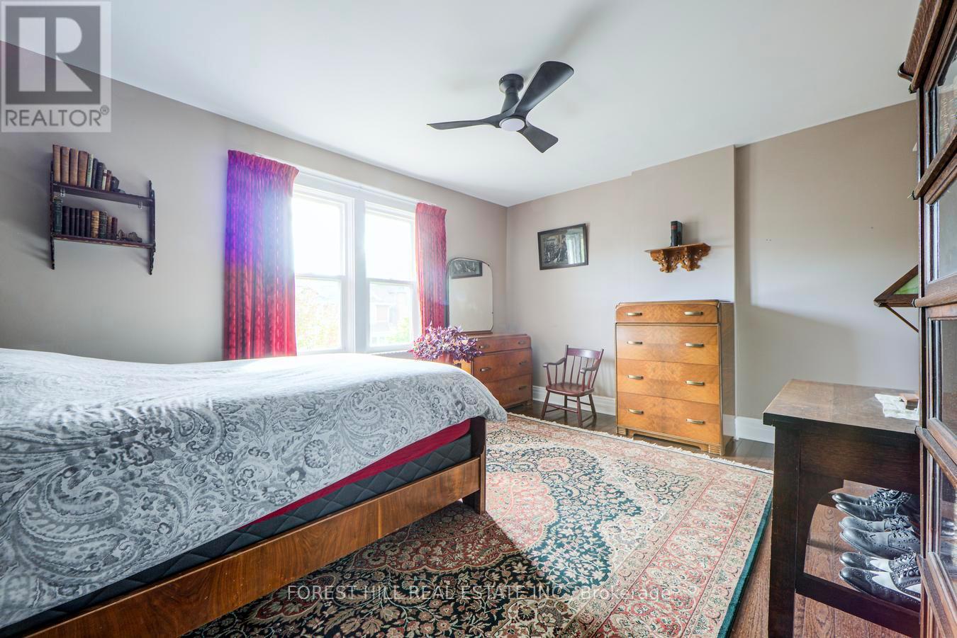 132 Hope Street, Toronto, Ontario  M6E 1K1 - Photo 24 - W12466778
