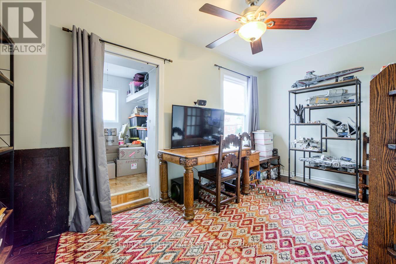 132 Hope Street, Toronto, Ontario  M6E 1K1 - Photo 28 - W12466778