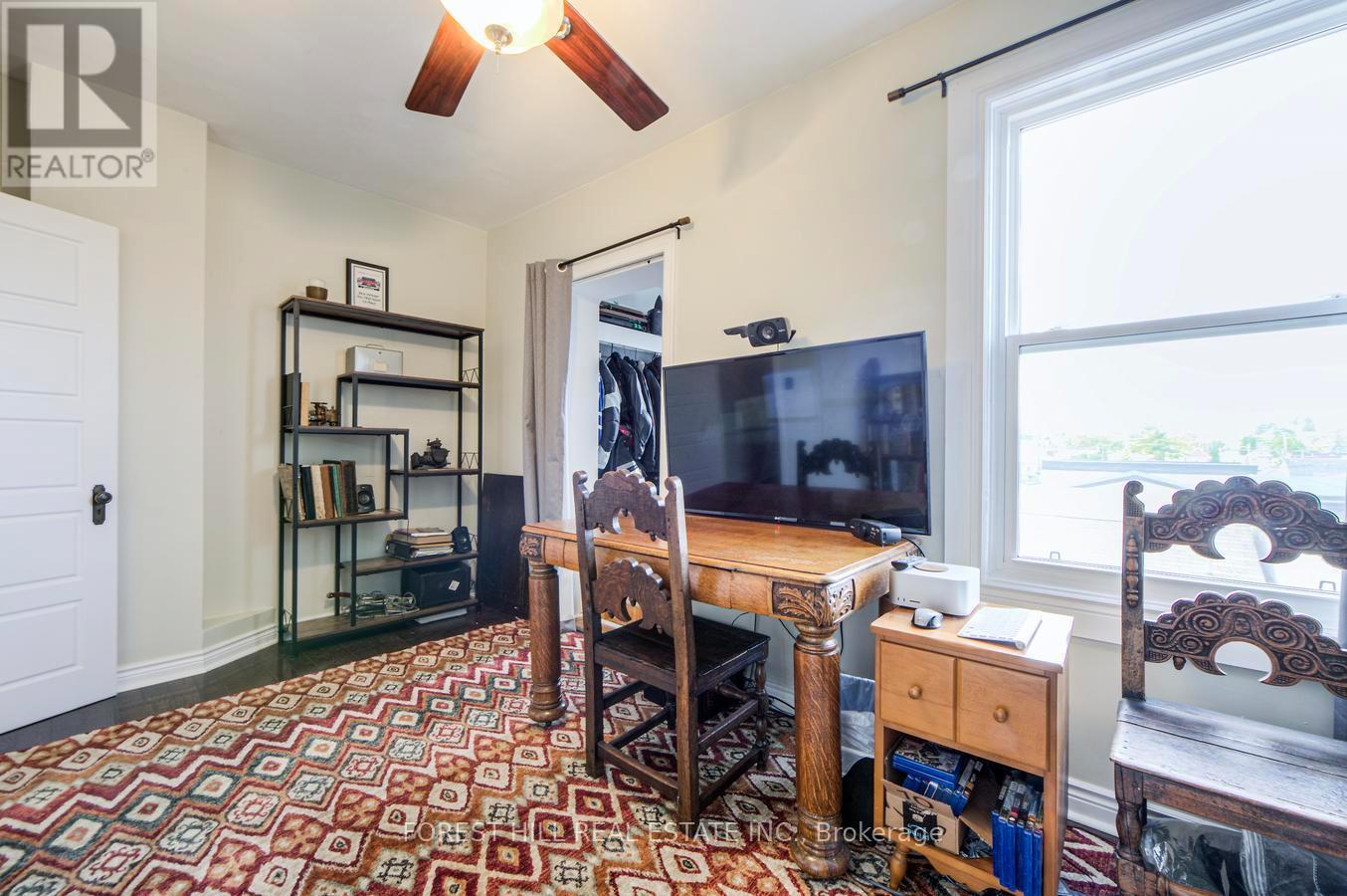 132 Hope Street, Toronto, Ontario  M6E 1K1 - Photo 30 - W12466778