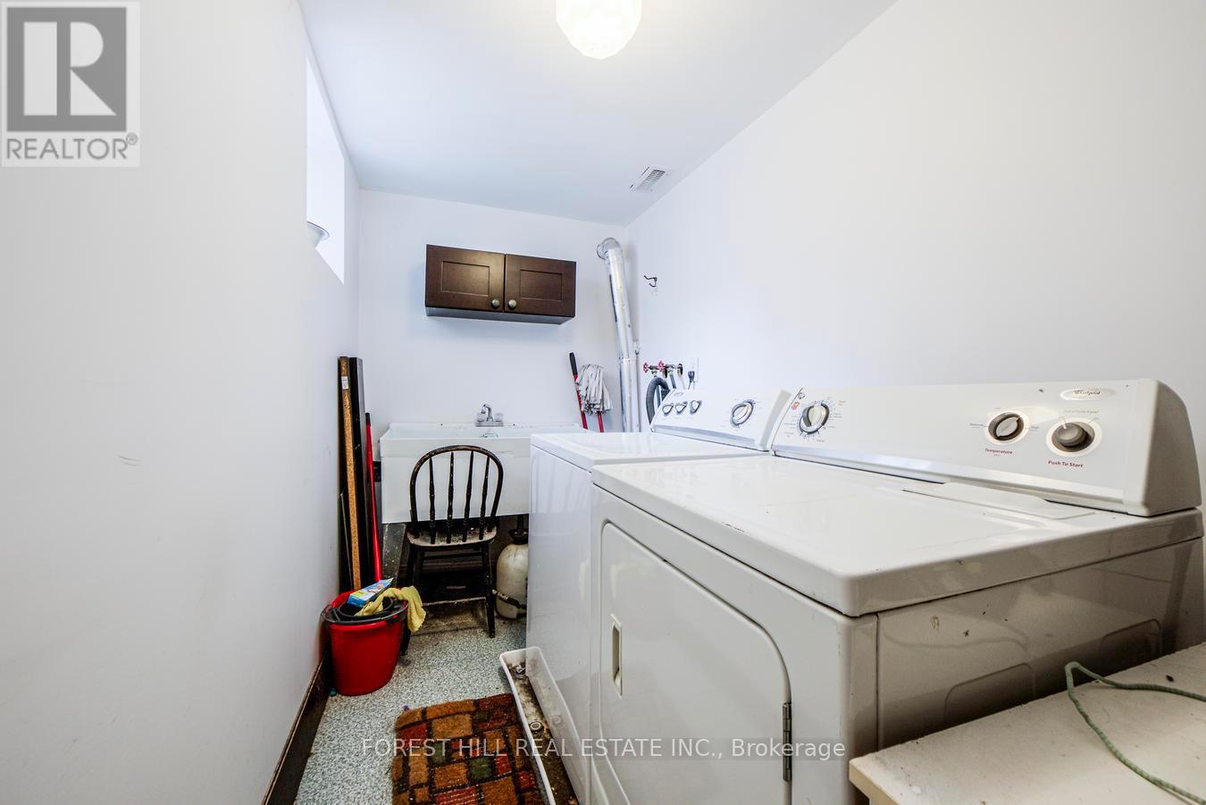 132 Hope Street, Toronto, Ontario  M6E 1K1 - Photo 38 - W12466778