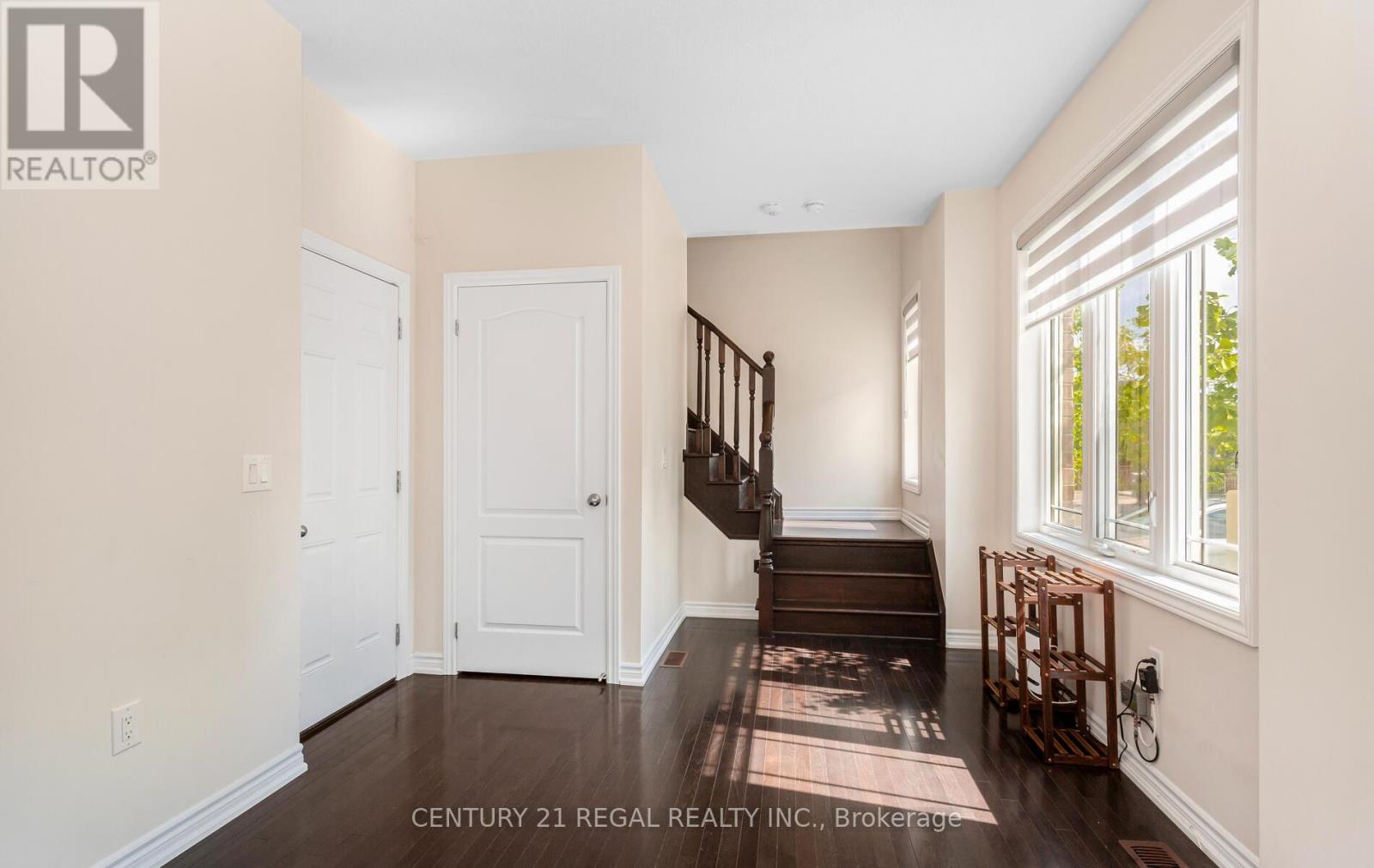 3 Glasson Lane S, Caledon, Ontario  L7C 4H2 - Photo 11 - W12466786