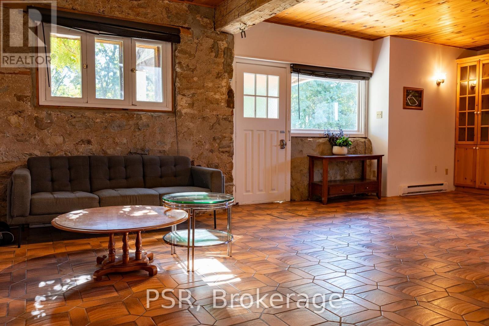 10520 Second Line, Milton, Ontario  L0P 1B0 - Photo 29 - W12466811