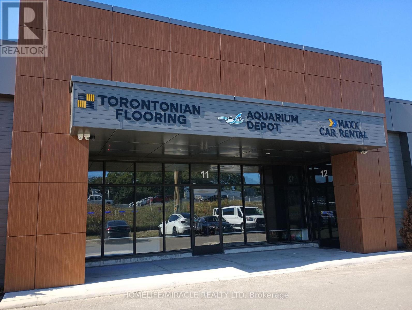 11 - 35 STOFFEL DRIVE, Toronto, Ontario
