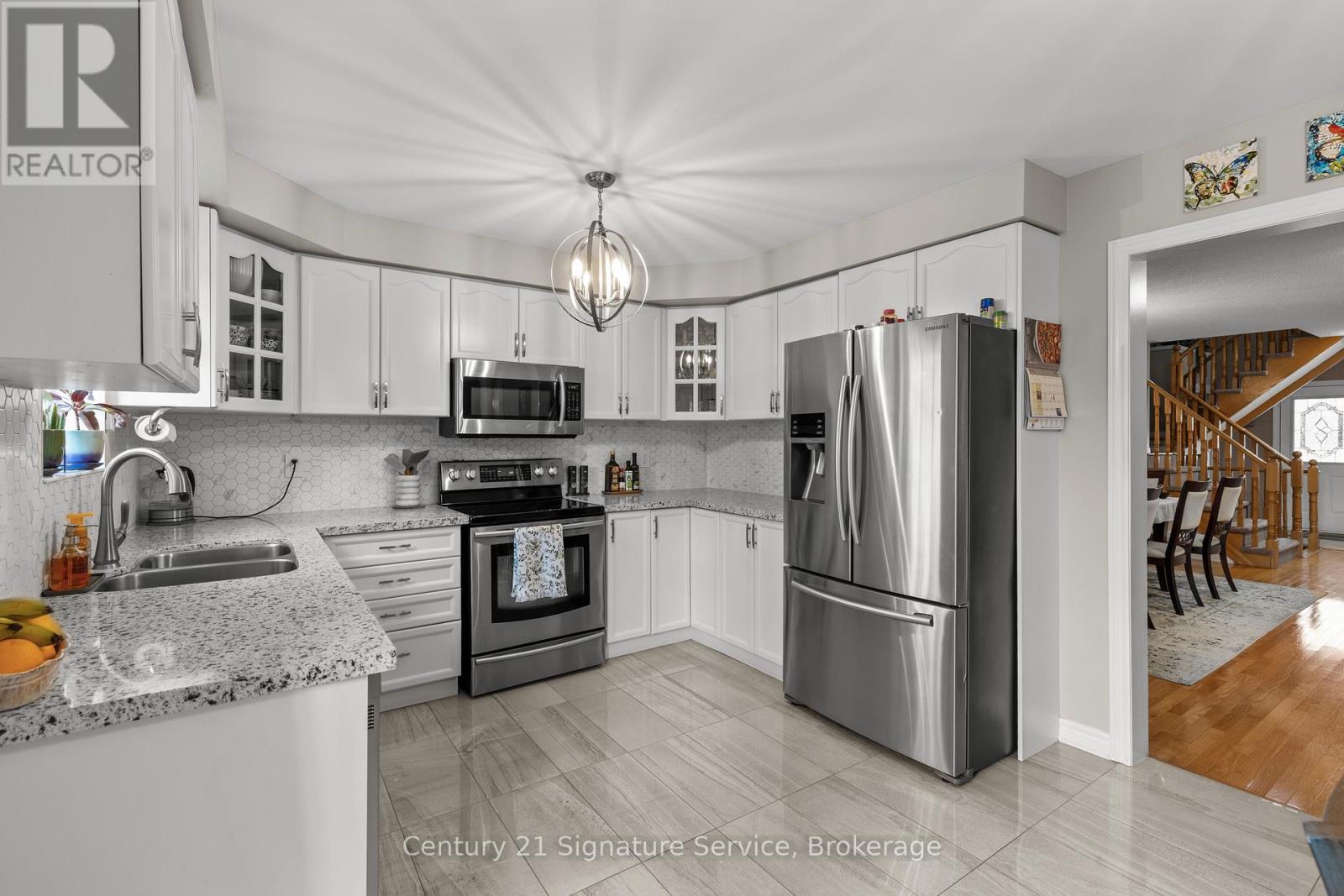 62 Penbridge Circle, Brampton (Fletcher's Meadow), Ontario  L7A 2P9 - Photo 11 - W12466834