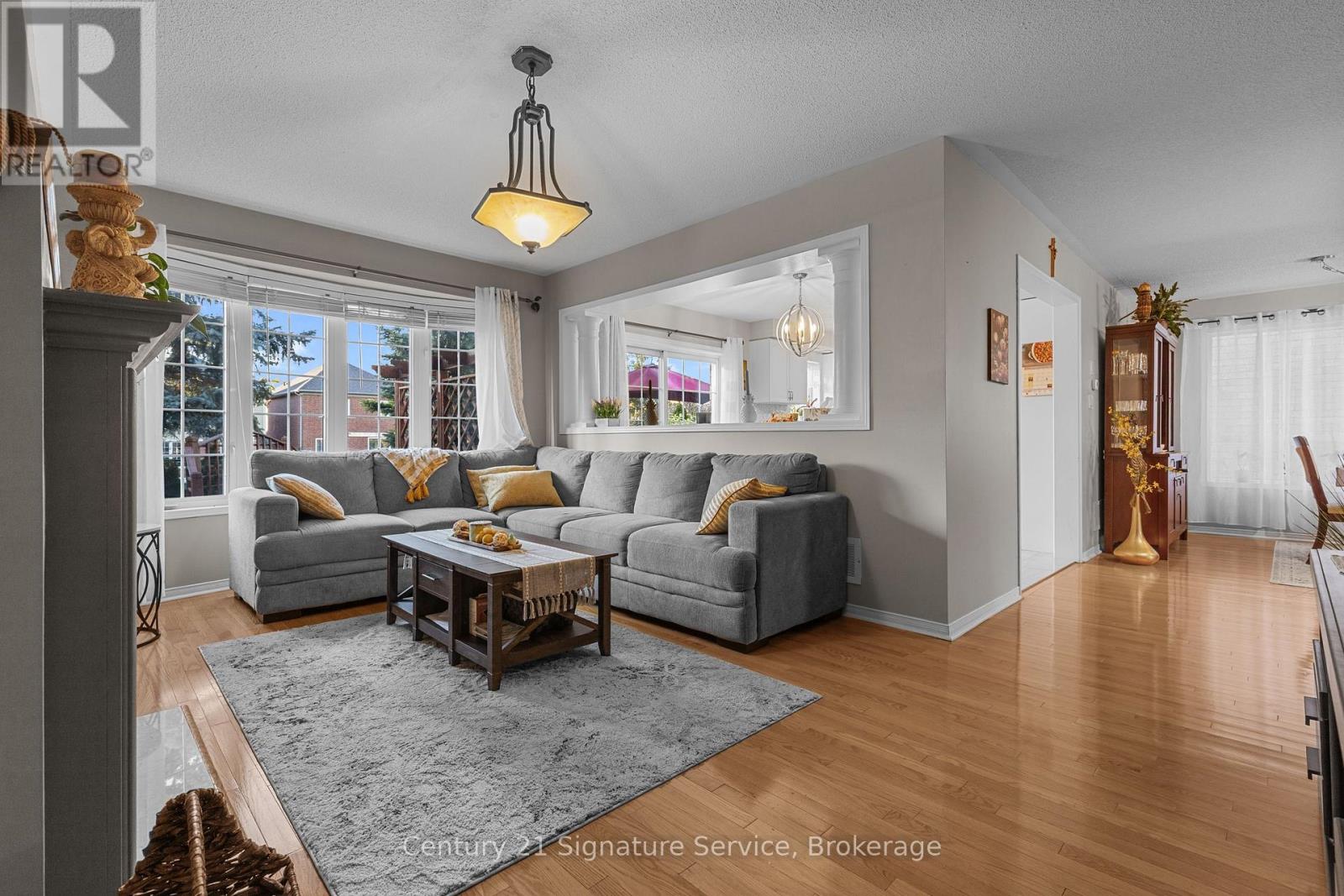 62 Penbridge Circle, Brampton (Fletcher's Meadow), Ontario  L7A 2P9 - Photo 15 - W12466834