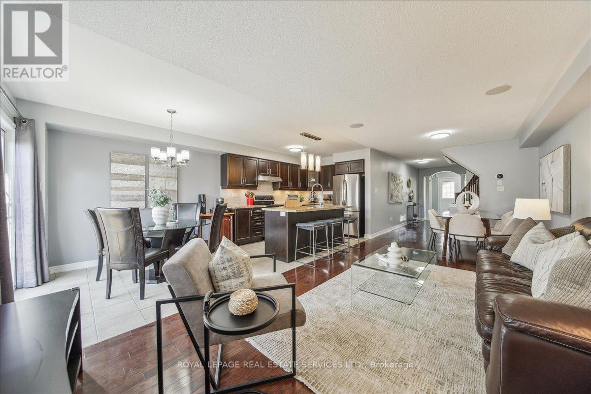 16 Beachville Circle, Brampton, Ontario  L6X 0V4 - Photo 14 - W12466841