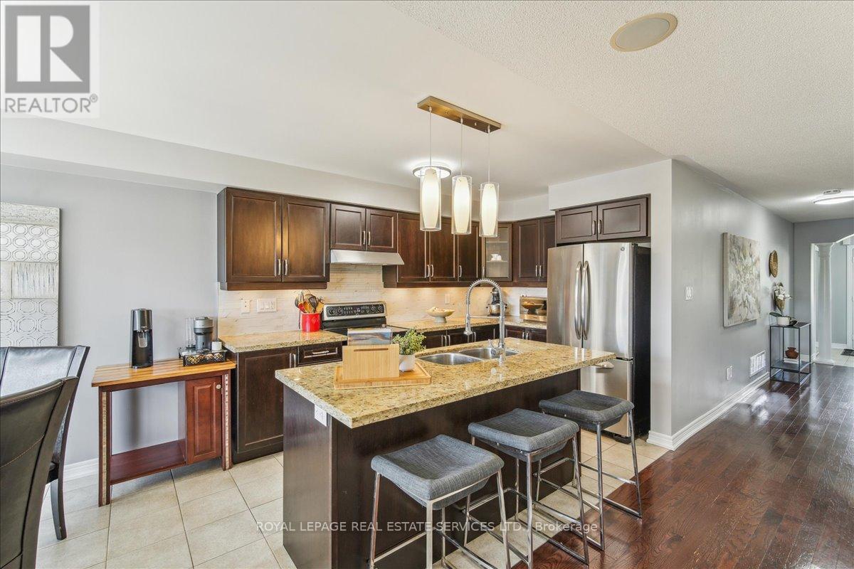 16 Beachville Circle, Brampton, Ontario  L6X 0V4 - Photo 16 - W12466841