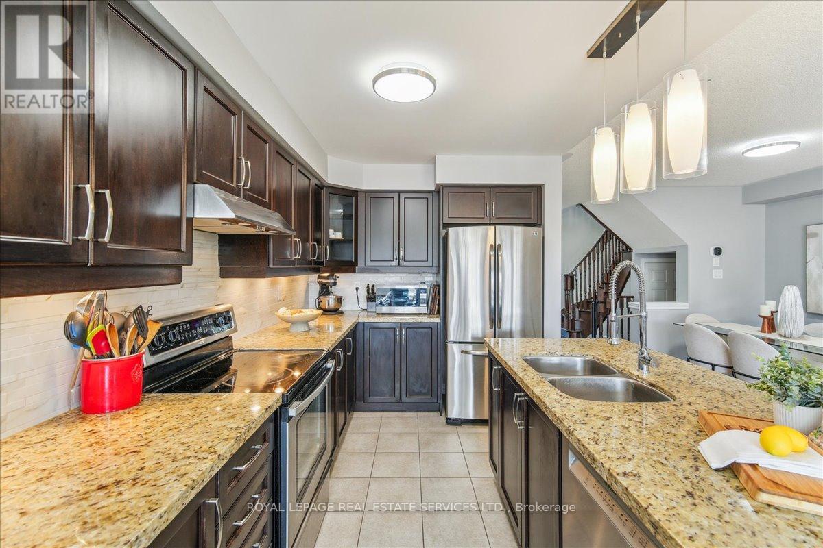 16 Beachville Circle, Brampton, Ontario  L6X 0V4 - Photo 18 - W12466841