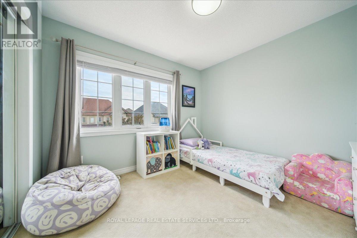 16 Beachville Circle, Brampton, Ontario  L6X 0V4 - Photo 28 - W12466841