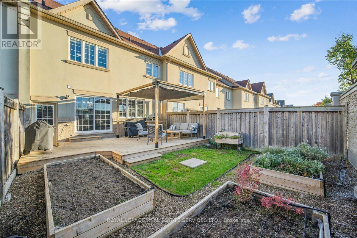 16 Beachville Circle, Brampton, Ontario  L6X 0V4 - Photo 40 - W12466841