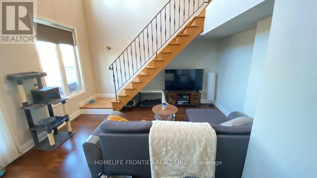 103 - 3545 Lake Shore Boulevard W, Toronto, Ontario  M8W 1P4 - Photo 2 - W12466848
