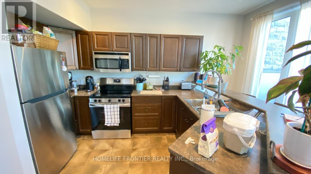 103 - 3545 Lake Shore Boulevard W, Toronto, Ontario  M8W 1P4 - Photo 3 - W12466848
