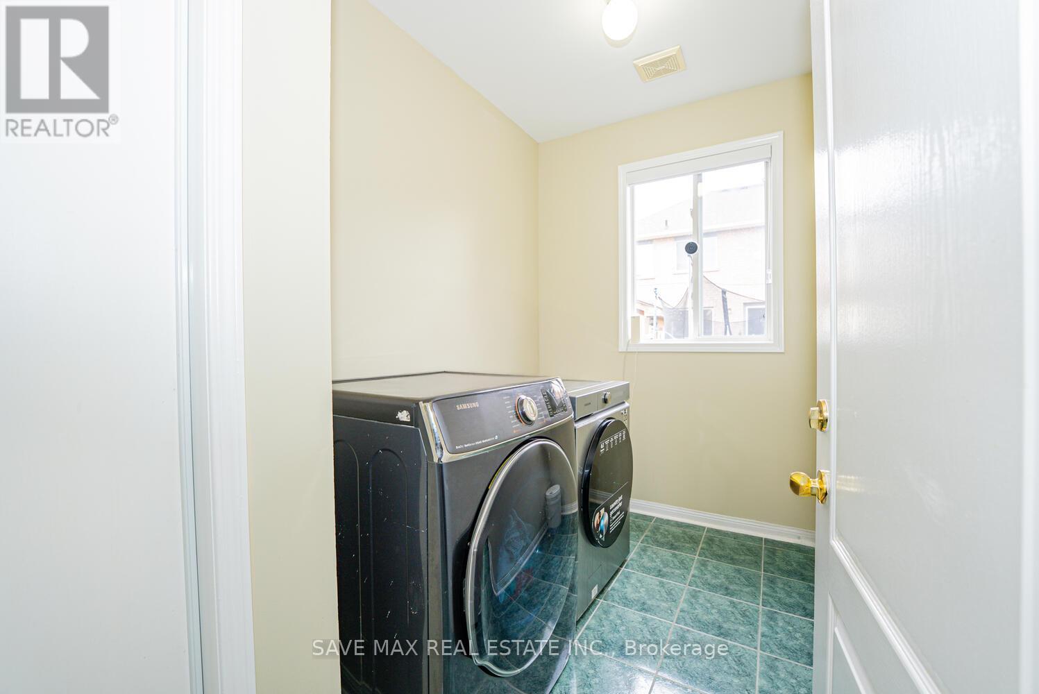 20 Binnery Drive, Brampton, Ontario  L6P 1A3 - Photo 20 - W12466850