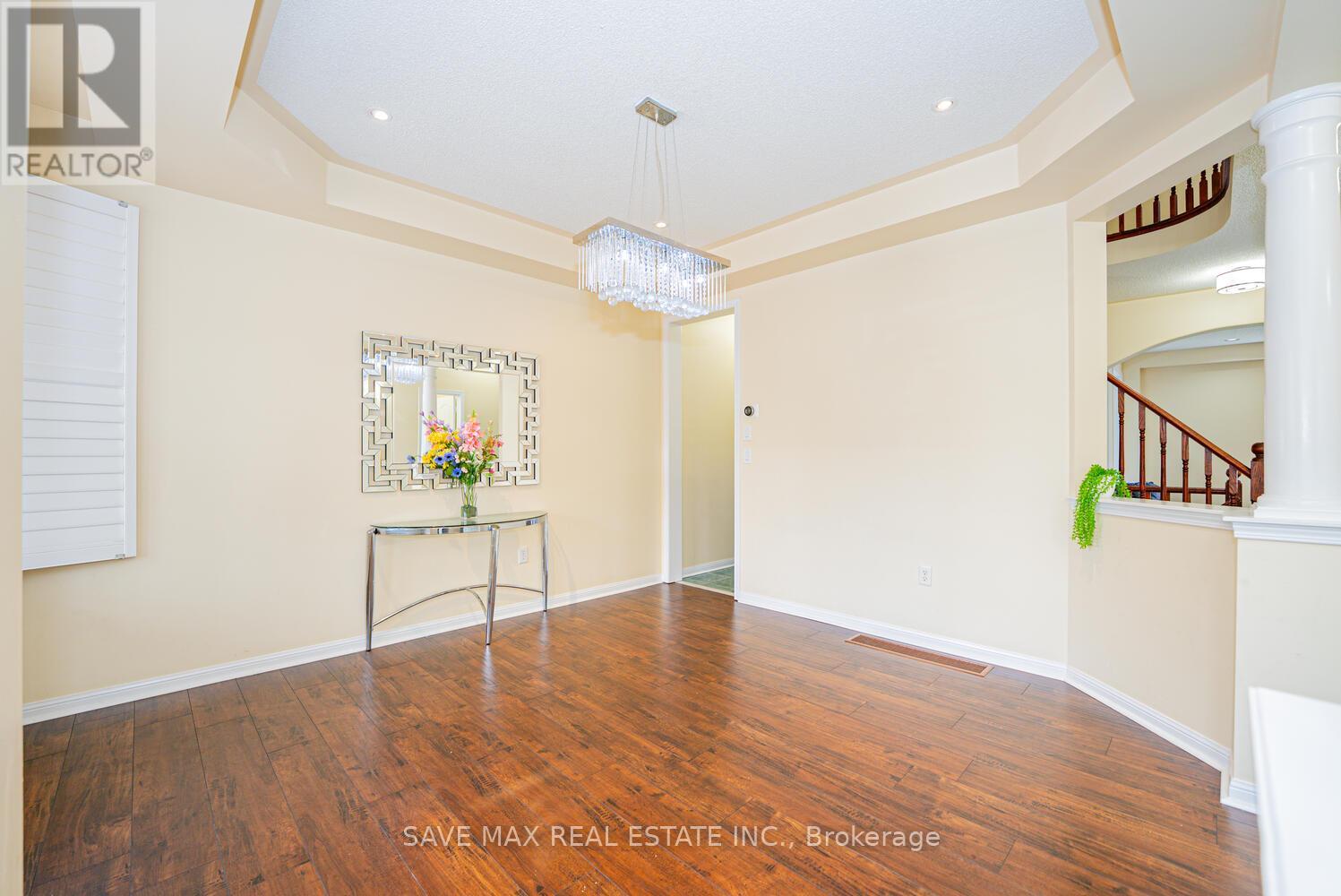 20 Binnery Drive, Brampton, Ontario  L6P 1A3 - Photo 9 - W12466850