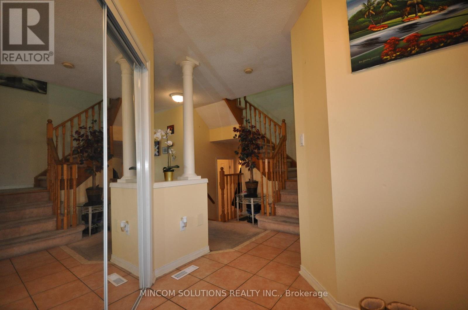 7665 Doverwood Drive, Mississauga, Ontario  L5N 8J2 - Photo 8 - W12466858