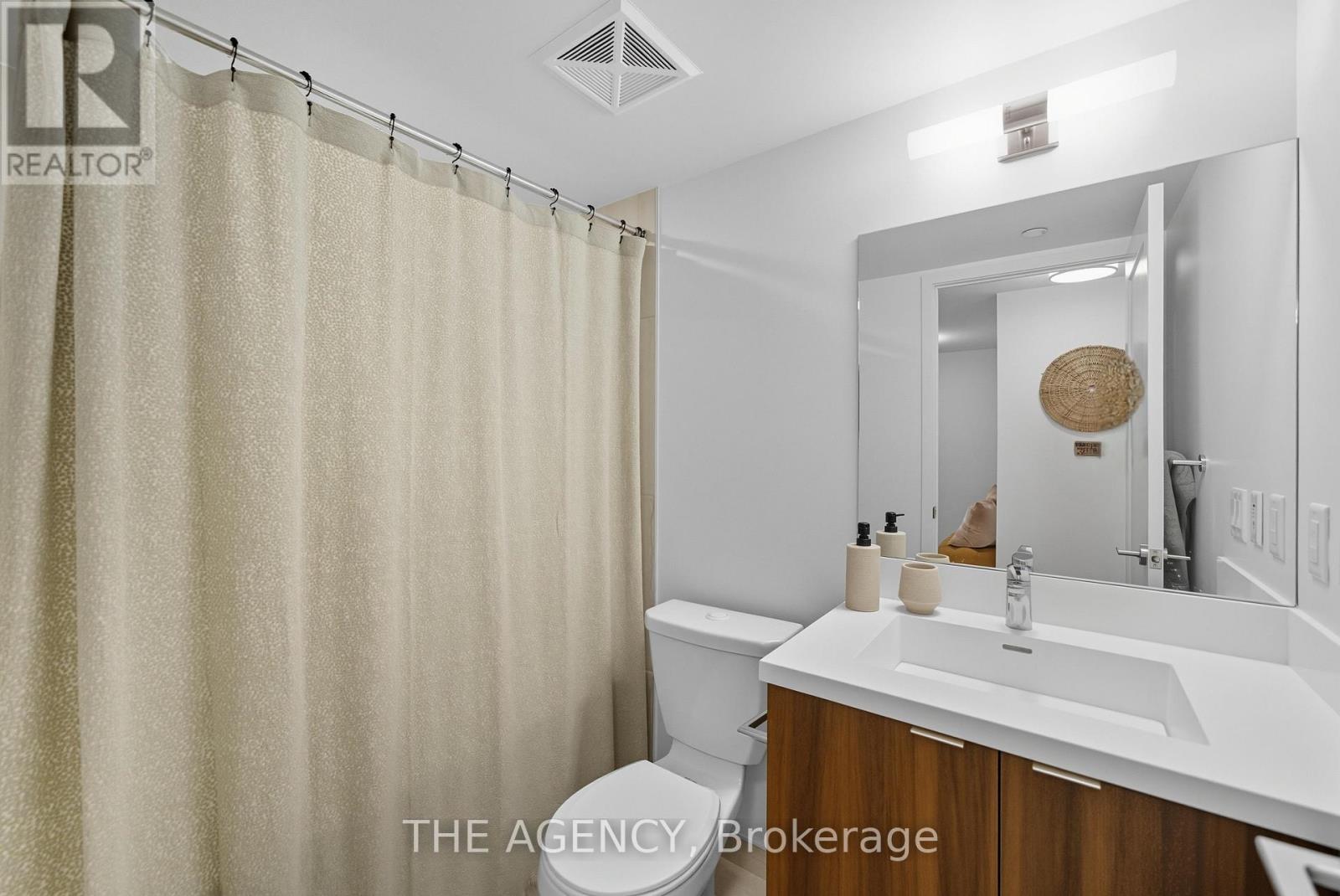 508 - 10 Eva Road, Toronto, Ontario  M9C 0B3 - Photo 4 - W12466883