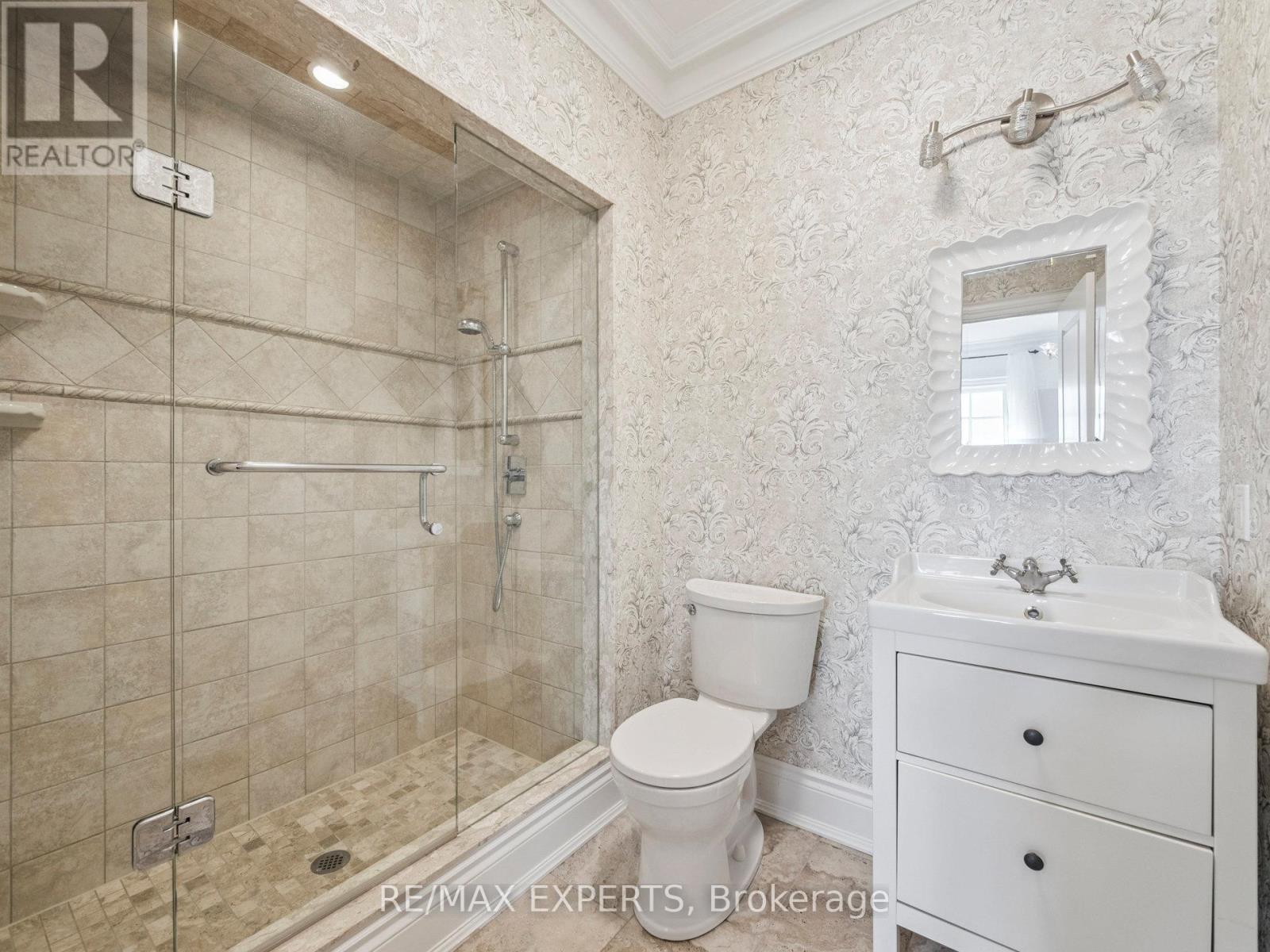 105 Eden Vale Drive Se, King, Ontario  L7B 1L9 - Photo 24 - N12465868