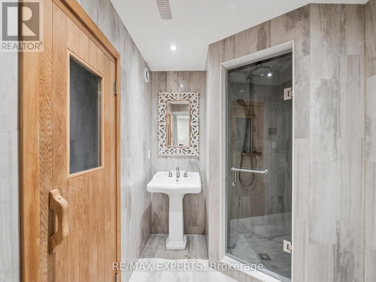 105 Eden Vale Drive Se, King, Ontario  L7B 1L9 - Photo 40 - N12465868