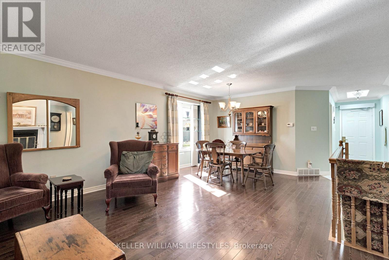 28 - 163 Pine Valley Drive, London South, Ontario  N6J 4R4 - Photo 20 - X12466921