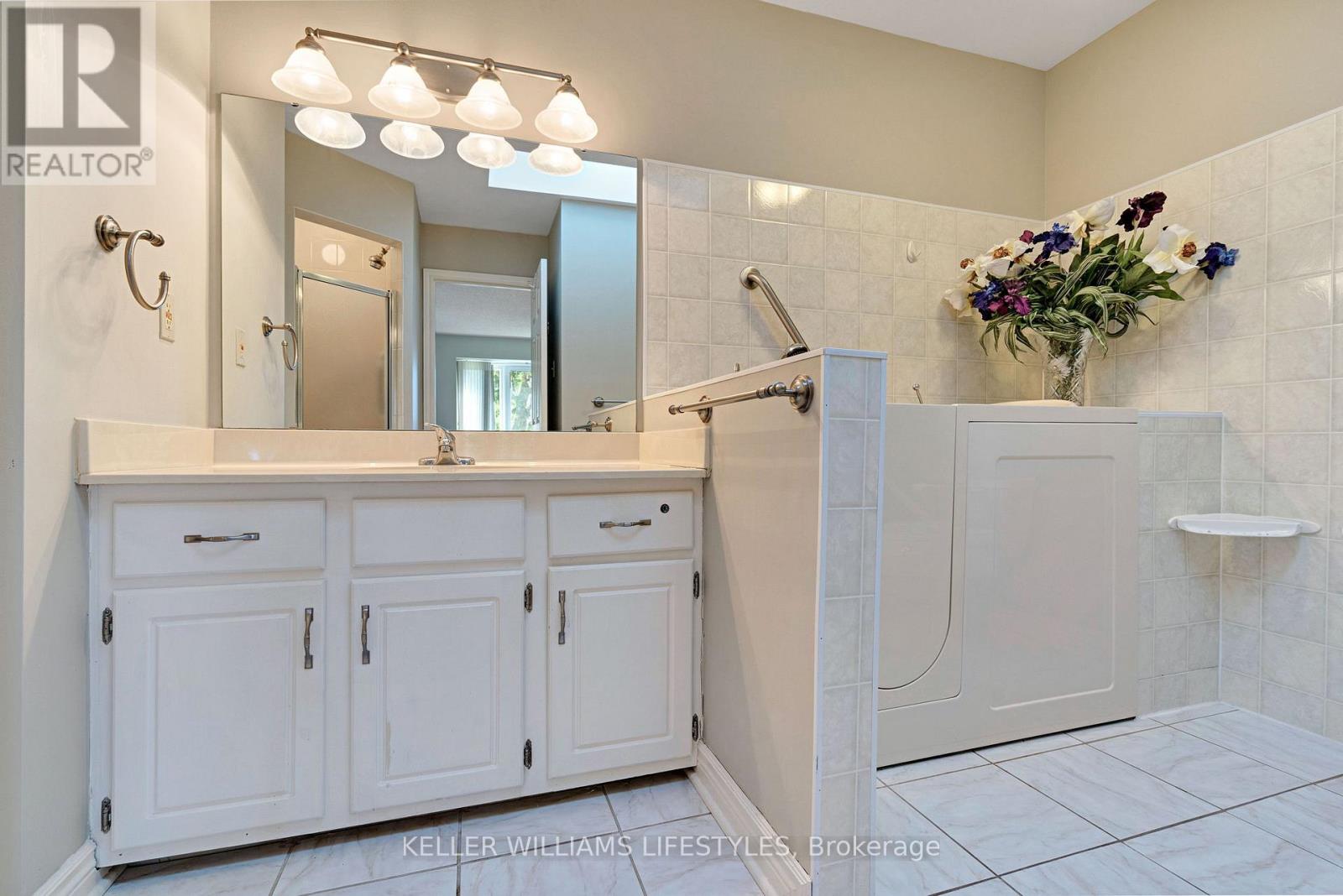 28 - 163 Pine Valley Drive, London South, Ontario  N6J 4R4 - Photo 24 - X12466921