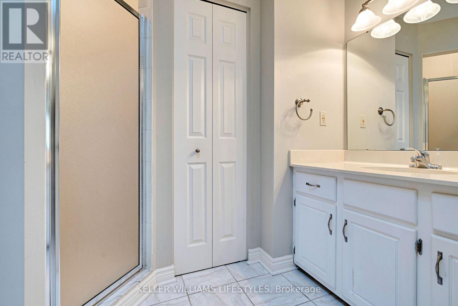28 - 163 Pine Valley Drive, London South, Ontario  N6J 4R4 - Photo 26 - X12466921