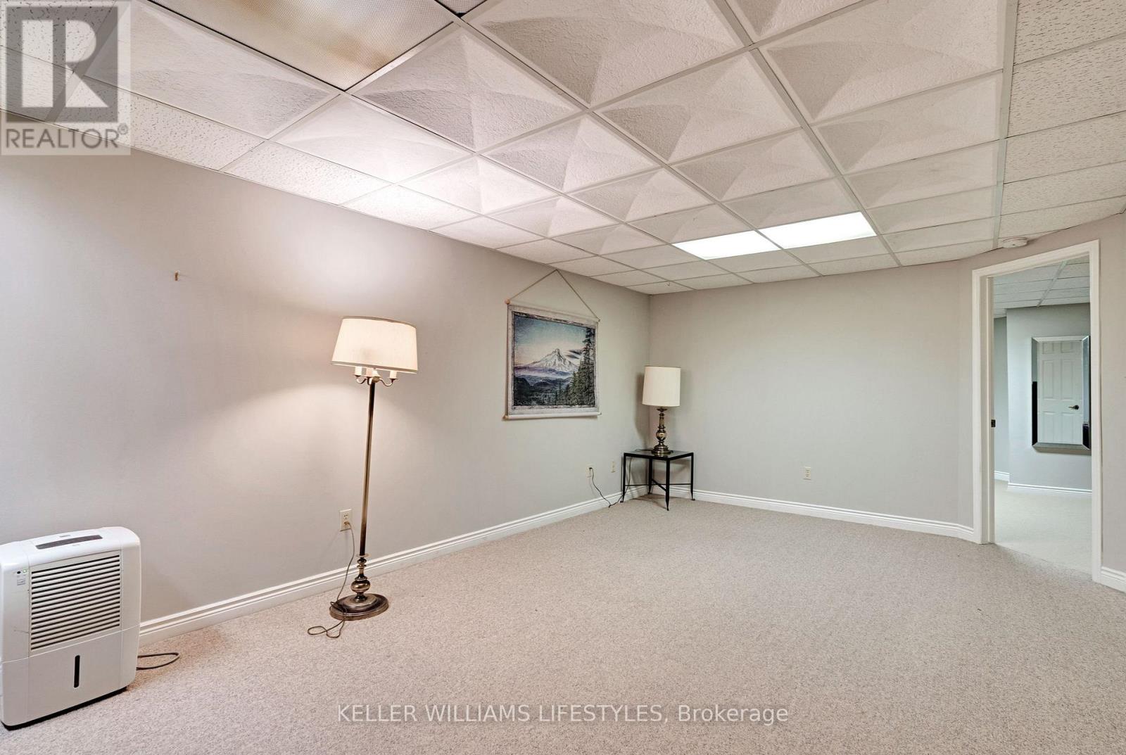 28 - 163 Pine Valley Drive, London South, Ontario  N6J 4R4 - Photo 30 - X12466921