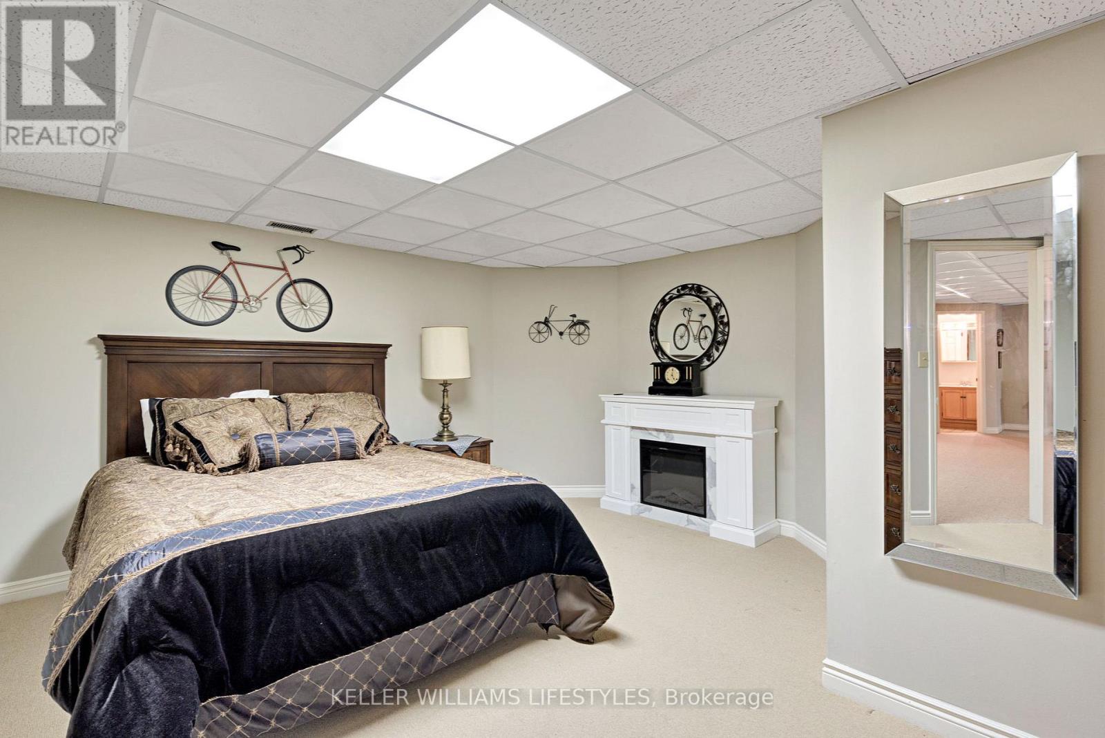 28 - 163 Pine Valley Drive, London South, Ontario  N6J 4R4 - Photo 32 - X12466921
