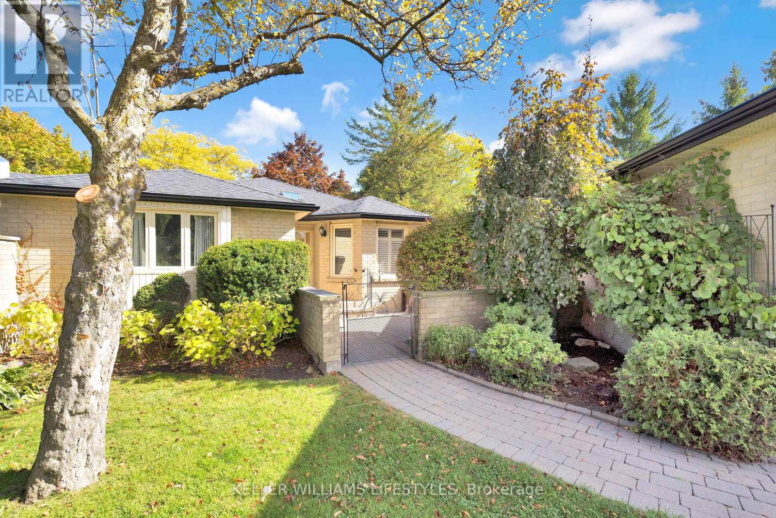 28 - 163 Pine Valley Drive, London South, Ontario  N6J 4R4 - Photo 4 - X12466921