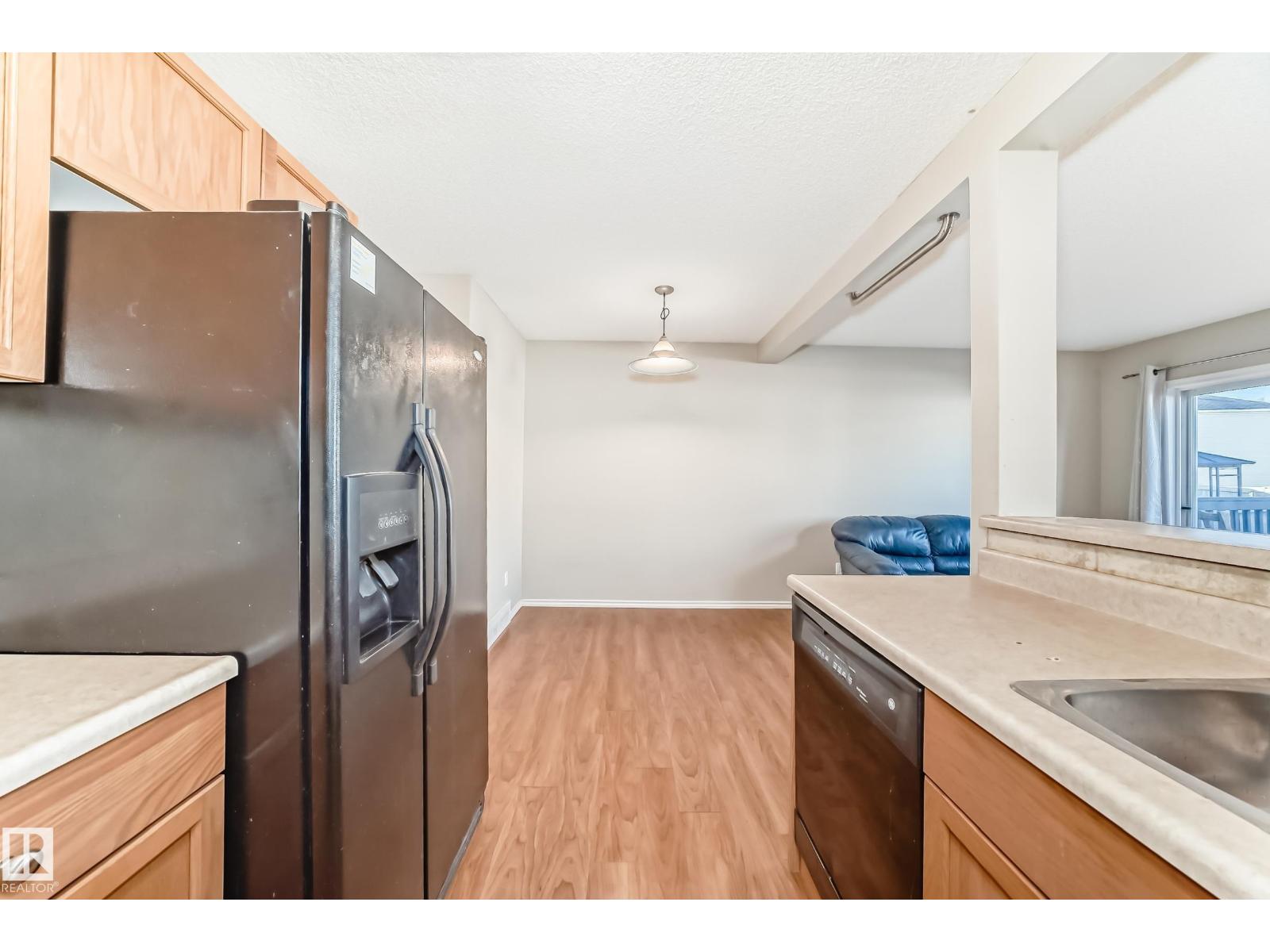 16320 56 St Nw, Edmonton, Alberta  T5Y 3L3 - Photo 11 - E4462386