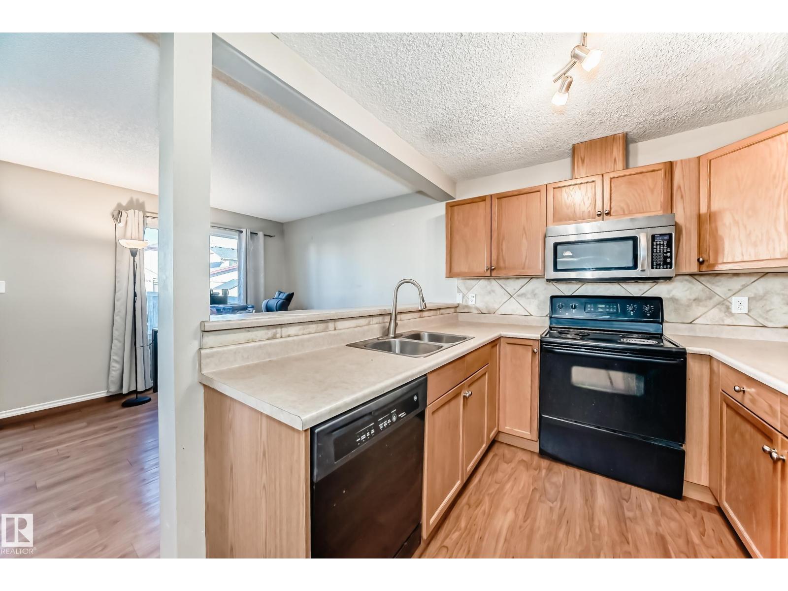 16320 56 St Nw, Edmonton, Alberta  T5Y 3L3 - Photo 9 - E4462386