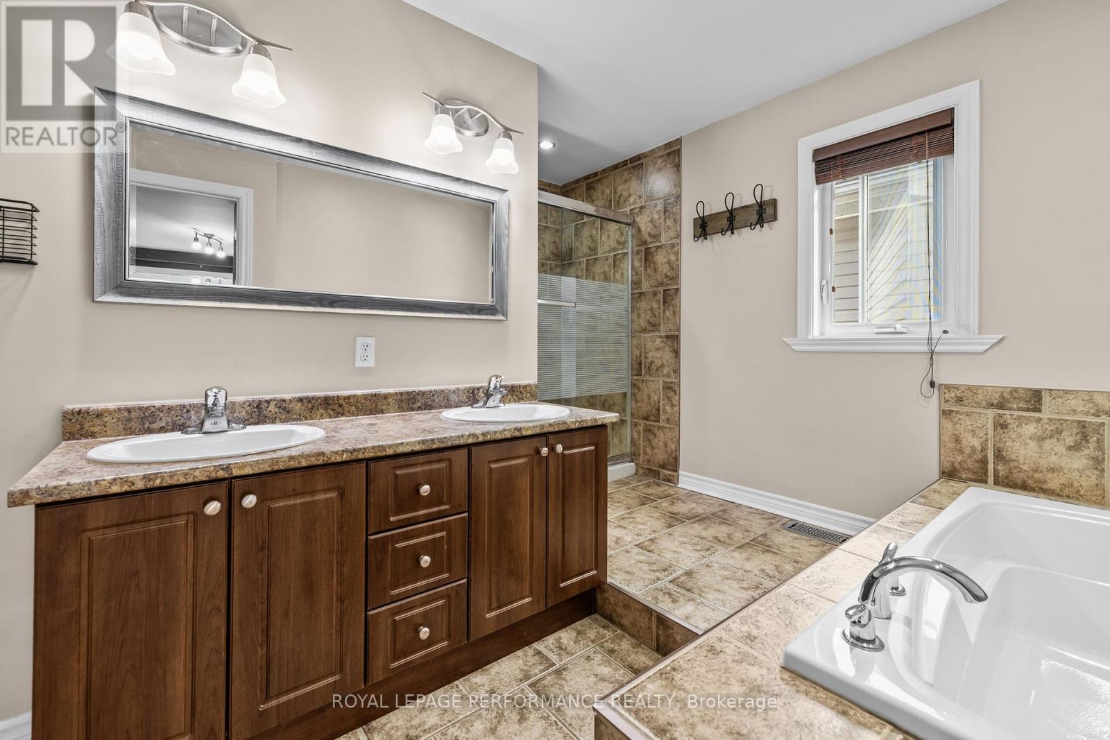 54 Giroux Street, The Nation, Ontario  K0A 2M0 - Photo 16 - X12466913