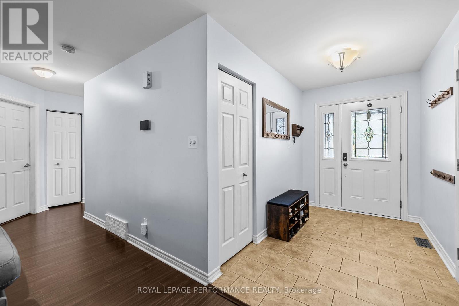 54 Giroux Street, The Nation, Ontario  K0A 2M0 - Photo 5 - X12466913